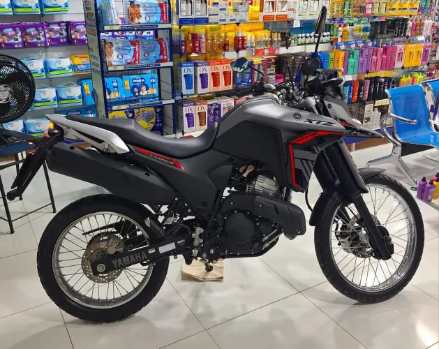 LANDER XTZ 250 2025 único dono