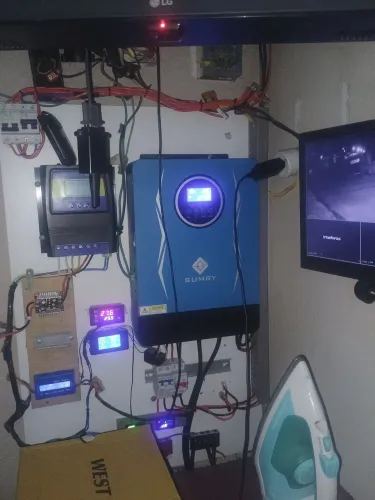 Inversor para sistema solar off grid