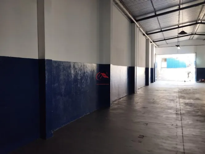 Galpão Comercial com Escritório 320m² Bairro São Benedito