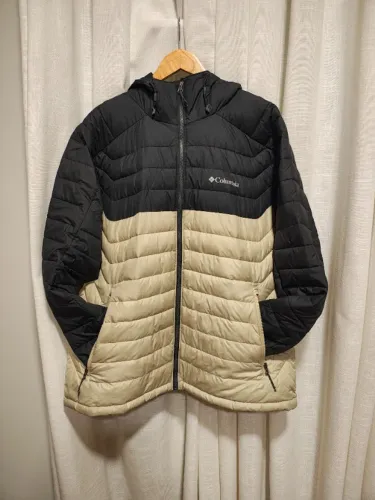 Jaqueta Puffer Bege e Preto XL Masc - Com gorro fixo - Omini-Heat
