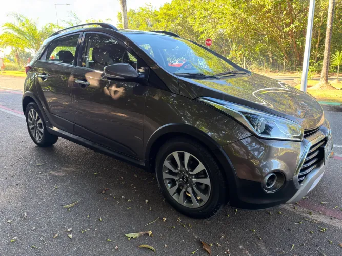 Hyundai HB20X Premium 1.6 Flex 16V Aut. 2017