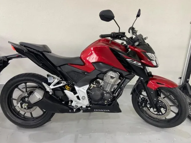 HONDA CB 300F TWISTER CBS 2025