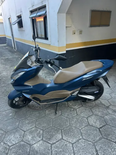 PCX 160 DLX