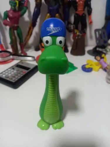 BONECO PROMOCIONAL DA SPEEDO