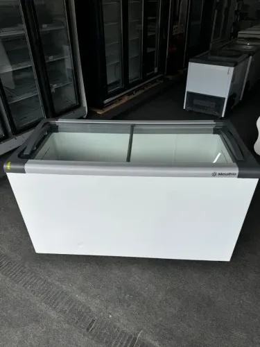 Freezer Metalfrio 400L 220v