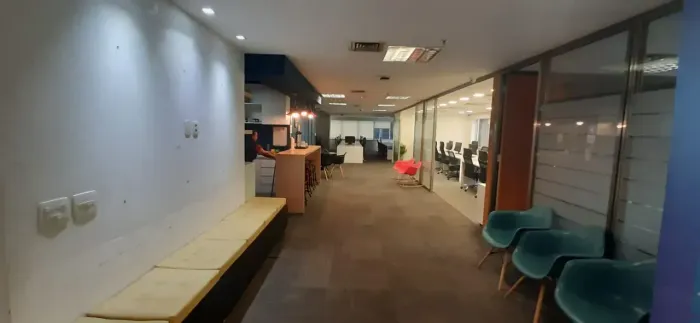 Escritório semi-mobiliado para locação 489m² em Vila Olímpia - São Paulo - SP