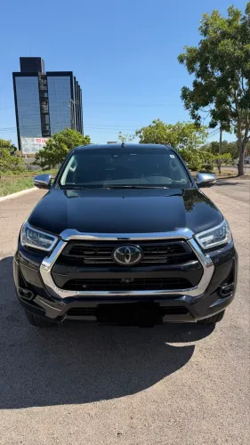 Toyota Hilux CD SRX 4X4 2.8 TDI 16V Diesel Aut. 2023