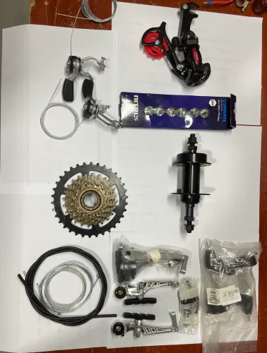 Lote com Peças novas de bicicleta