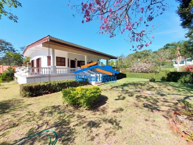 Cond Vila de São Fernando (Golf) - Térrea, 2 dorm, potencial para retrofit!