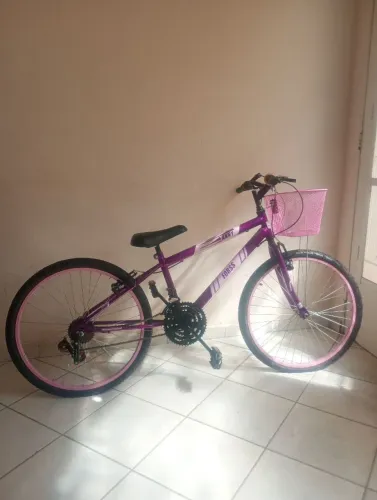 Bicicleta semi nova e barata