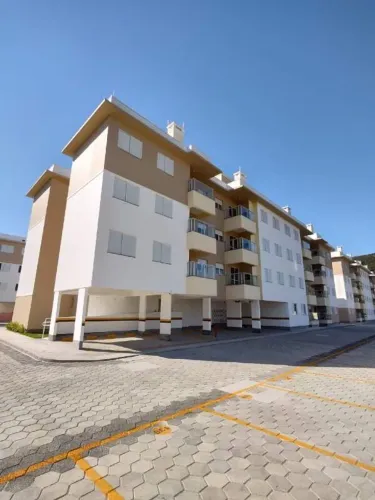Apartamento novo para locação anual
