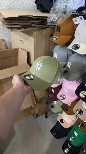   Boné Ny