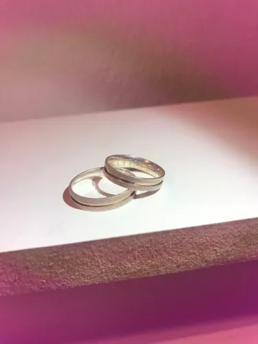 Alianças de prata e ouro 18k