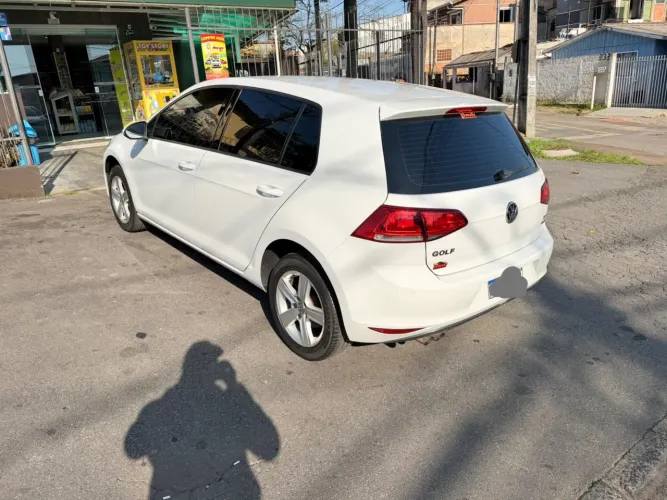 Volkswagen Golf Comfortline 1.4 TSI 140cv Mec. 2015
