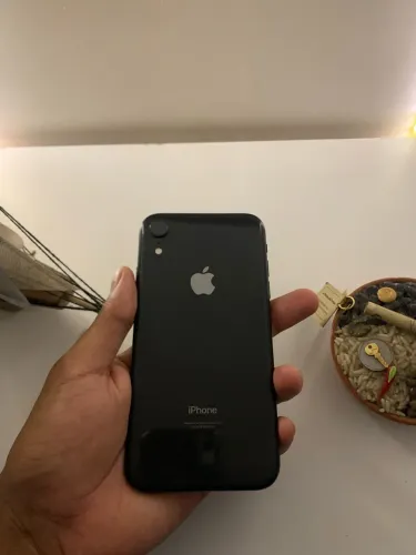 iPhone XR