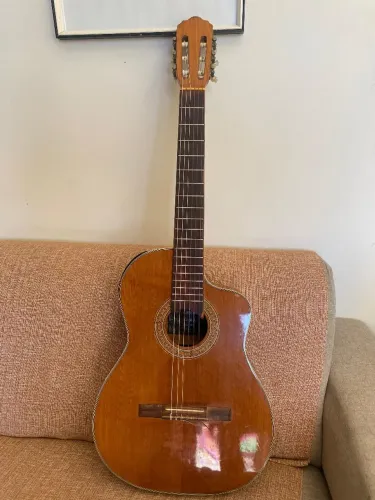 Violão Giannini série feito a mão, raridade. 