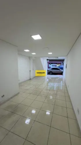 Salão Comercial para Alugar com 90 m² em Santa Terezinha, SBC