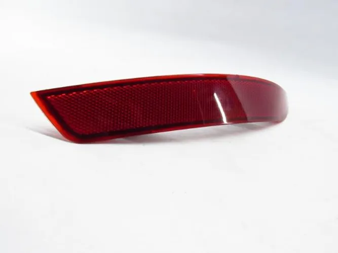 Refletor Parachoque Traseiro Jetta 2011 a 2016 Esquerdo