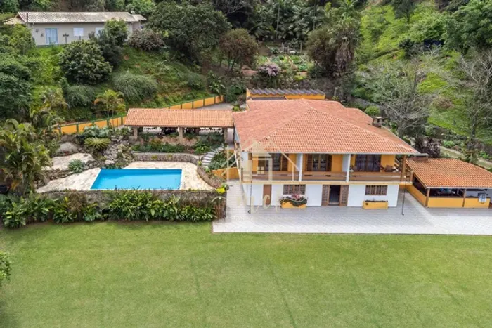 Chácara com 4 dormitórios à venda, 7880 m² por R$ 2.399.000,00 - Portão - Atibaia/SP