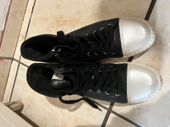 Tênis Converse All Star Preto e Branco