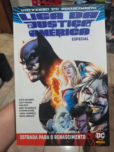 HQ Liga da Justiça da América - Especial: Estrada para o Renascimento - Universo DC