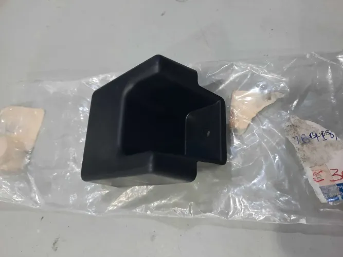 Guia Suporte Parachoque Traseiro Ford Focus 2003 a 2008