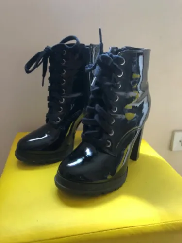 Bota cano alto