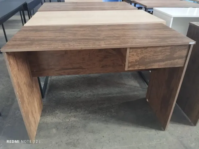 Mesa para estudo seminova