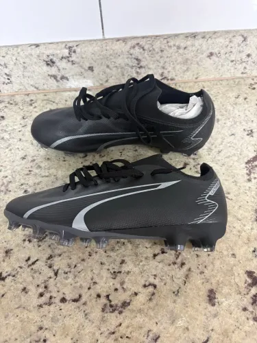 Chuteira Puma Ultra Match FG AG Campo