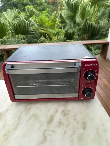 Forno elétrico Britânia 10L