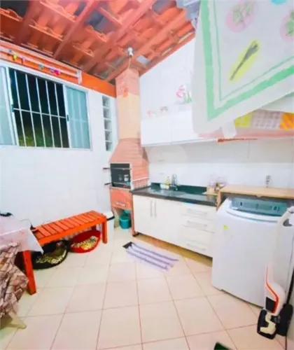 Condomínio com 2 quartos à venda em Jaraguá - SP