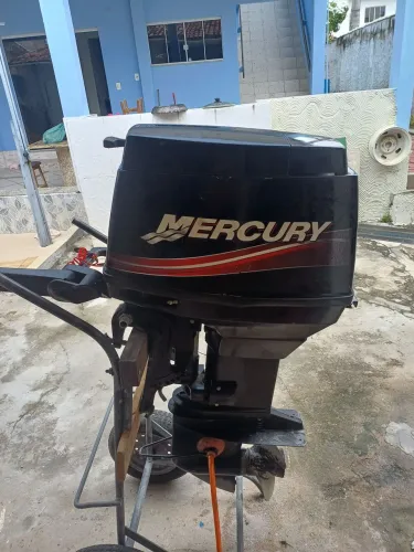 Vendo ou troco por Um de 25hp