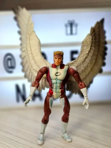 Marvel Legends Anjo X-men