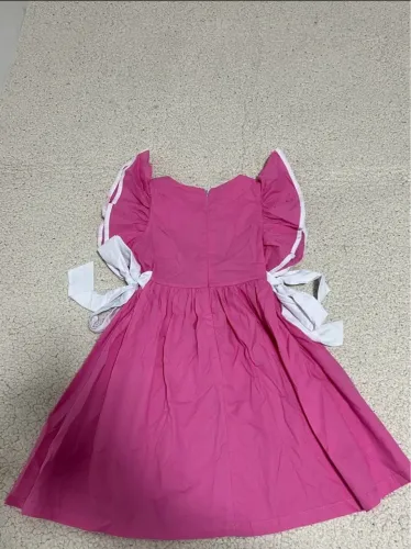 Vestido Infantil Rosa com Detalhes