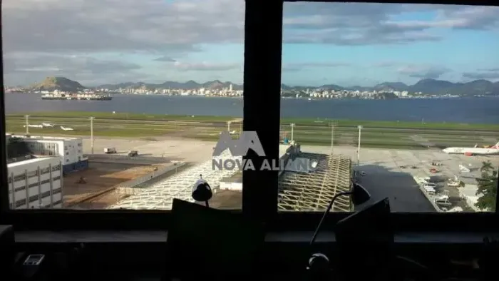 Loja - / Comercial / Centro