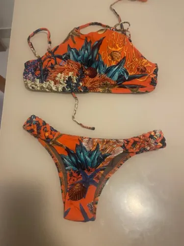 Biquíni estampado floral laranja
