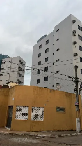 Locação Apto barro vermelho 2 quartos suíte gar elevador 