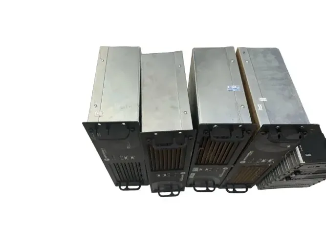 REPETIDORA MOTOROLA DGR6175 VHF 9 PCS