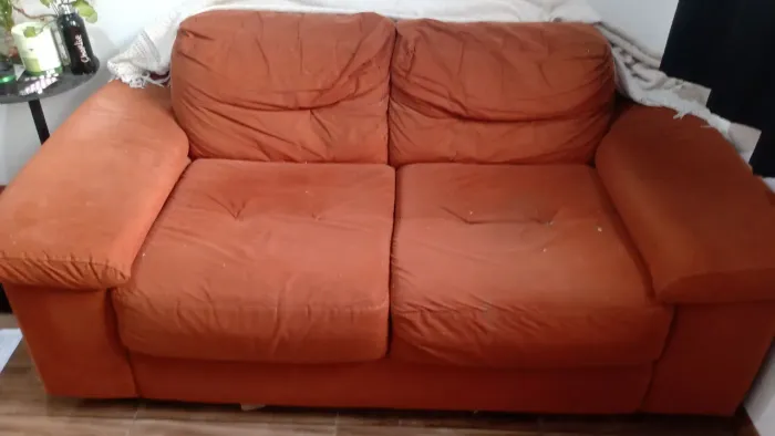 Sofá dois lugares