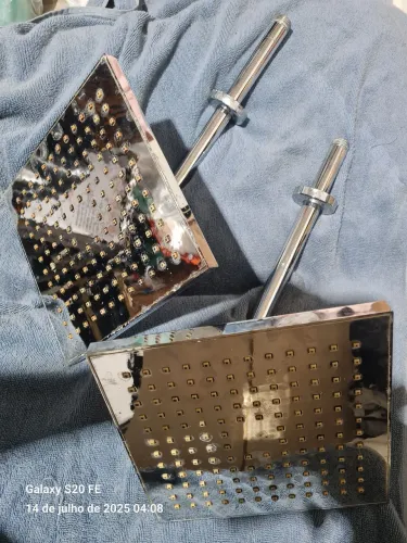 2 Duchas Quadradas Cromadas - Ótimo Estado