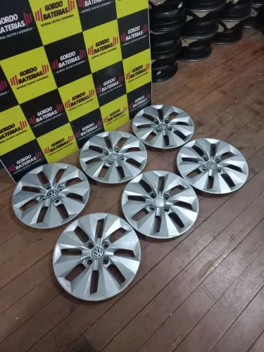 Calota original Volkswagen aro 14 usada para Gol Voyage e Saveiro G6. A partir de R$29,00