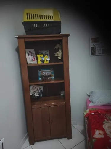 Cristaleira rústica 