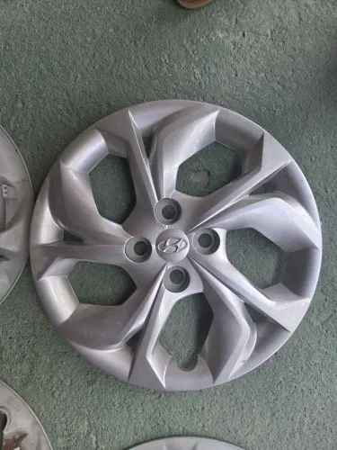 Calotas R15 Hyndai/ Hb20 Carros