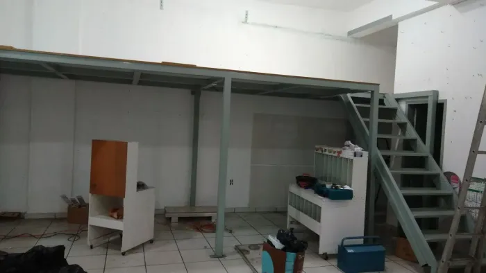 Mezanino reforçado de aço barato
