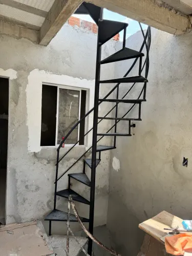 Escadas de ferro promoção 