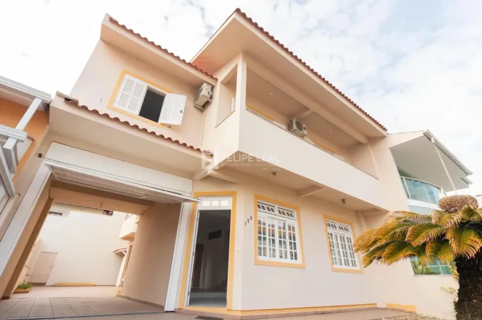 Casa em Estreito - Florianópolis