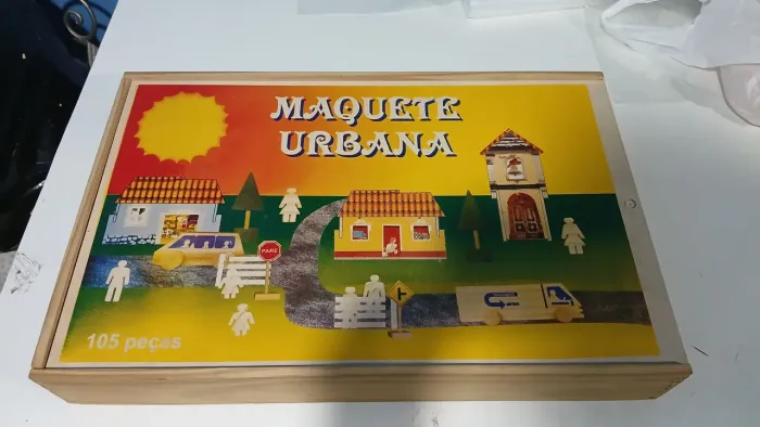 Brinquedo Maquete Urbana 105 peças