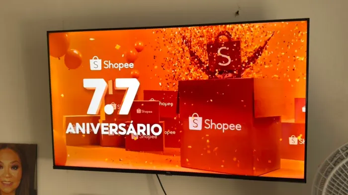 TV smart TCL 44 Polegadas 