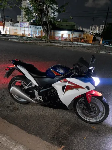 Honda CBR 250R 2012