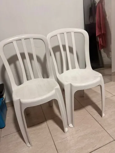 Vendo 2 Cadeiras